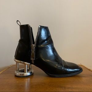 JEFFERY CAMPBELL black patent leather boots